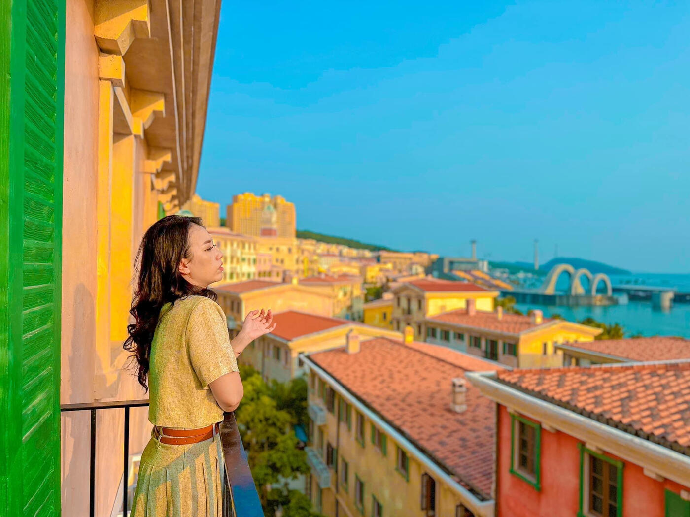 View biển mặt trời lặn